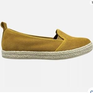 Clarks Women’s Shoes Azella Soft Cushion Yellow Suede Mesh Sneaker Size 7.5